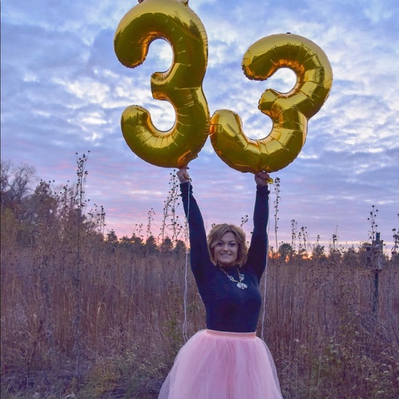 Meet your Posher, Candace - Picture 2 of 3